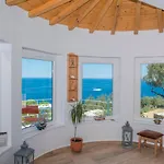 Avgi Villa Glossa