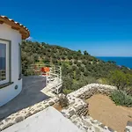 Avgi Villa Glossa