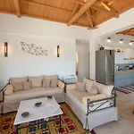 Avgi Villa *