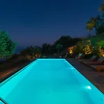 Avgi Villa