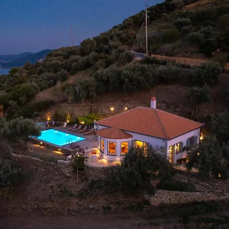 Avgi Villa