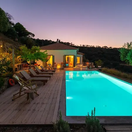 Avgi Villa Glossa