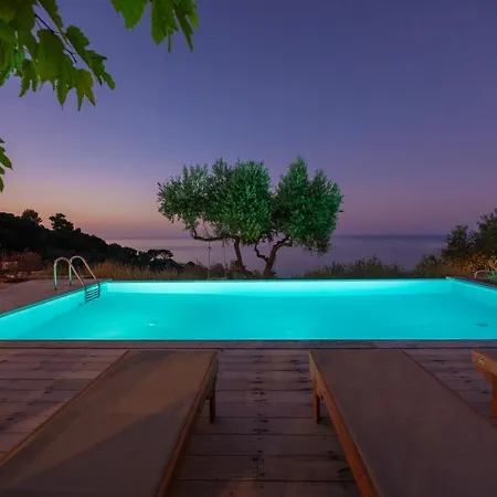 Villa Avgi *