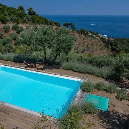 Avgi Villa *