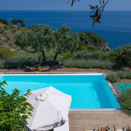 Avgi Villa *