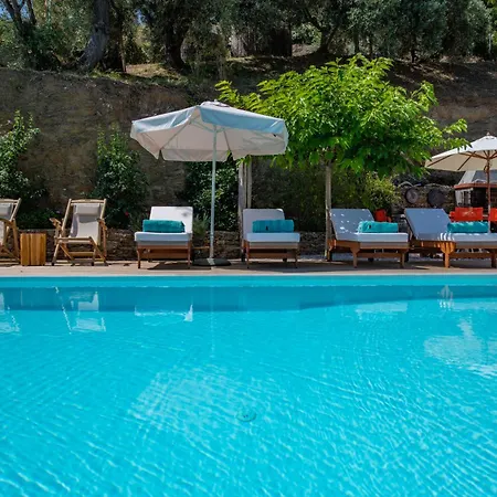 Avgi Villa Glossa