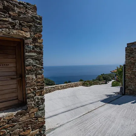 Villa Avgi *